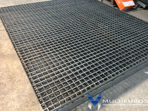 Perfuração de Chapas, Empresa de Perfuração de Chapas - Multifuros grade-de-piso-09